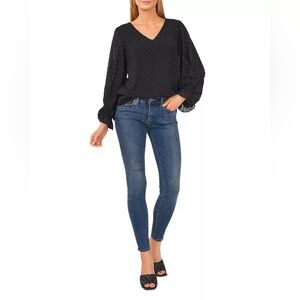 VINCE CAMUTO- Women's V-neck Swiss Dot Blouse